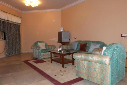 Hotel Woodlands — Vapi — photo 4