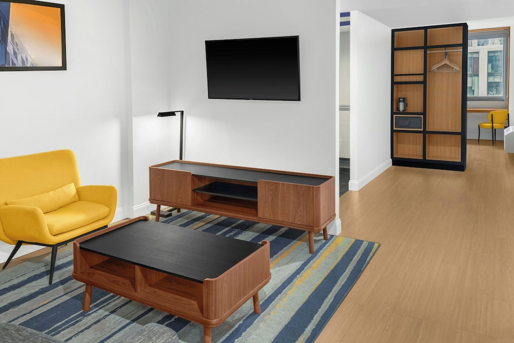 Aloft New York Brooklyn - photo 21