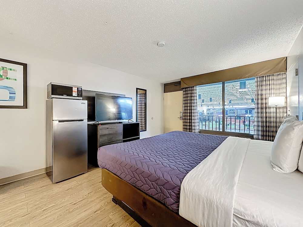 Stayable Jacksonville West - photo 18