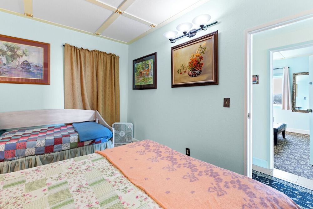Sand & Sea Resort Condominiums - photo 98