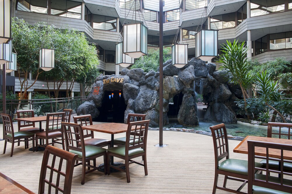 Indian Lakes Hotel - photo 12