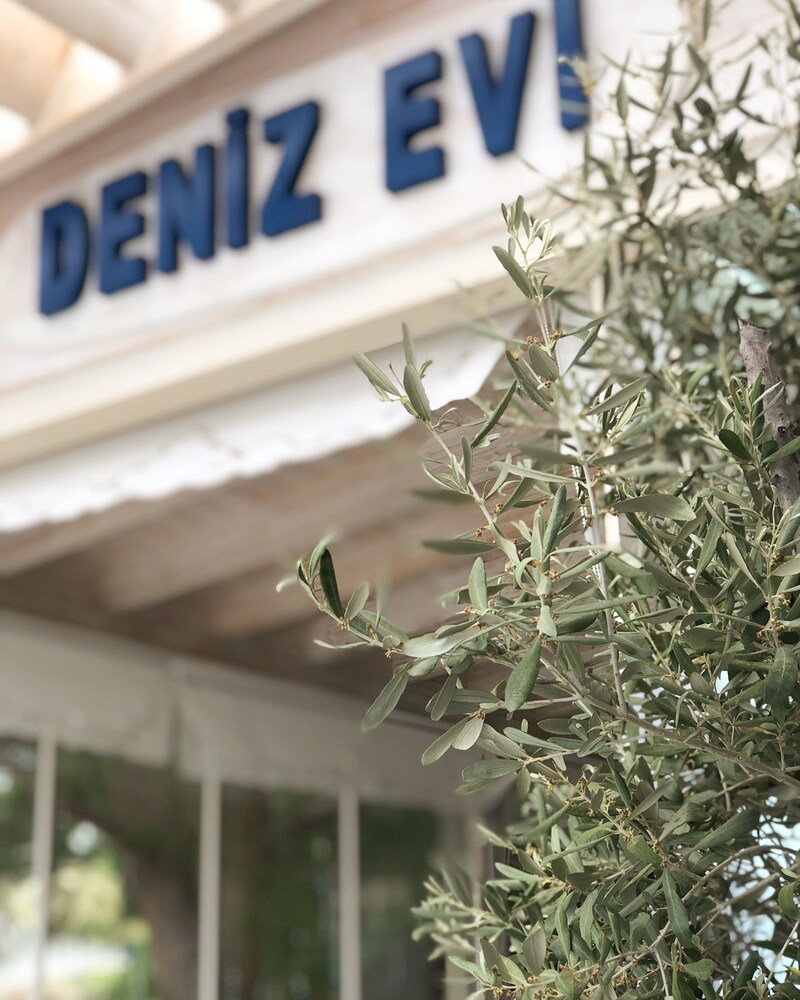 Deniz Evi Otel — Cesme — photo 2
