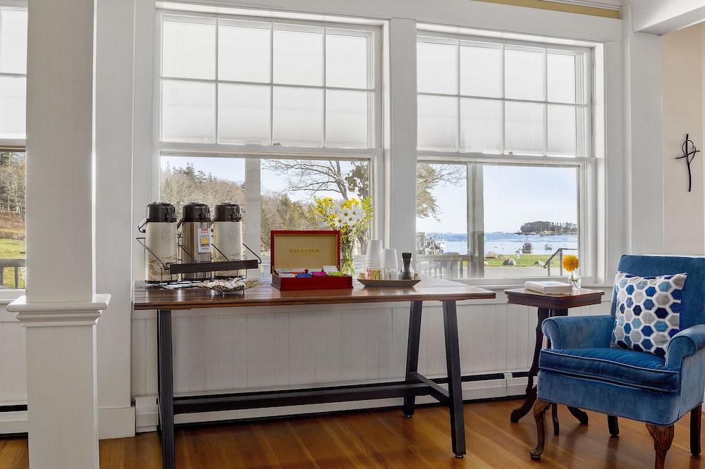 East Wind Inn on the Water - photo 26