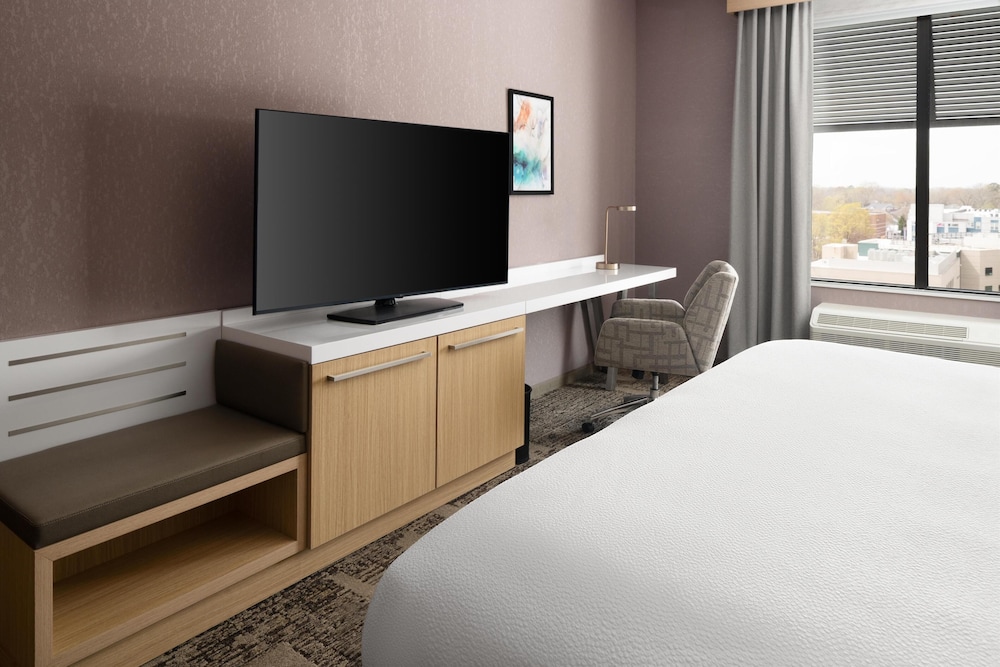 Hilton Garden Inn Greenville University Area - photo 12