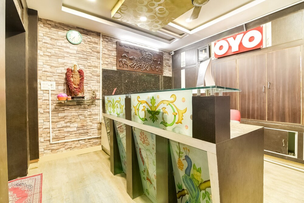 OYO Flagship 41985 Jayalakshmi Residency in Tirupati, India