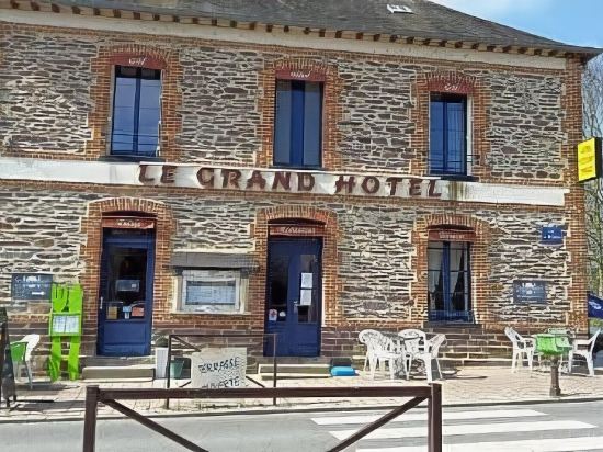 Grand Hotel — Guichen — photo 2