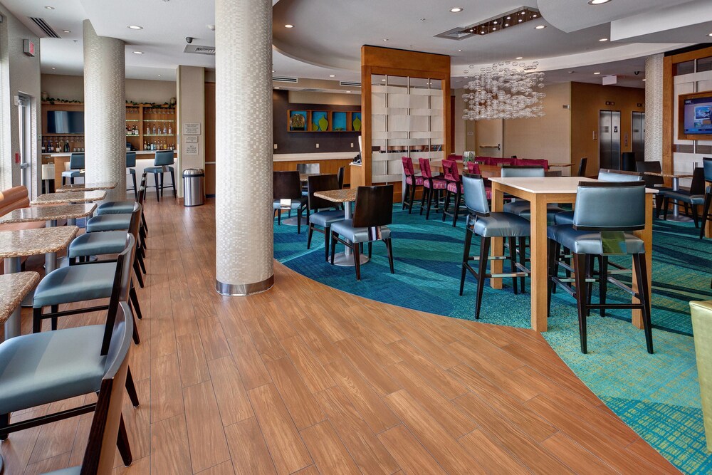 Springhill Suites Wichita Airport - photo 23