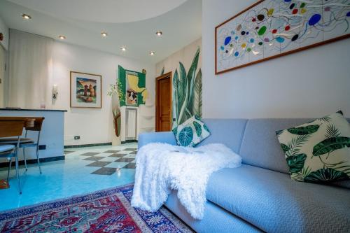 Central Station Porta Nuova Pet Friendly 4 pax Chek in H24 — 4-Star Luxury Hotel in Milan, Italy