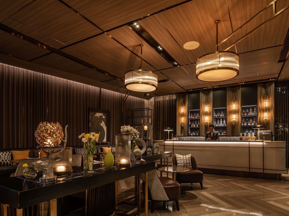 מזון ומשקאות