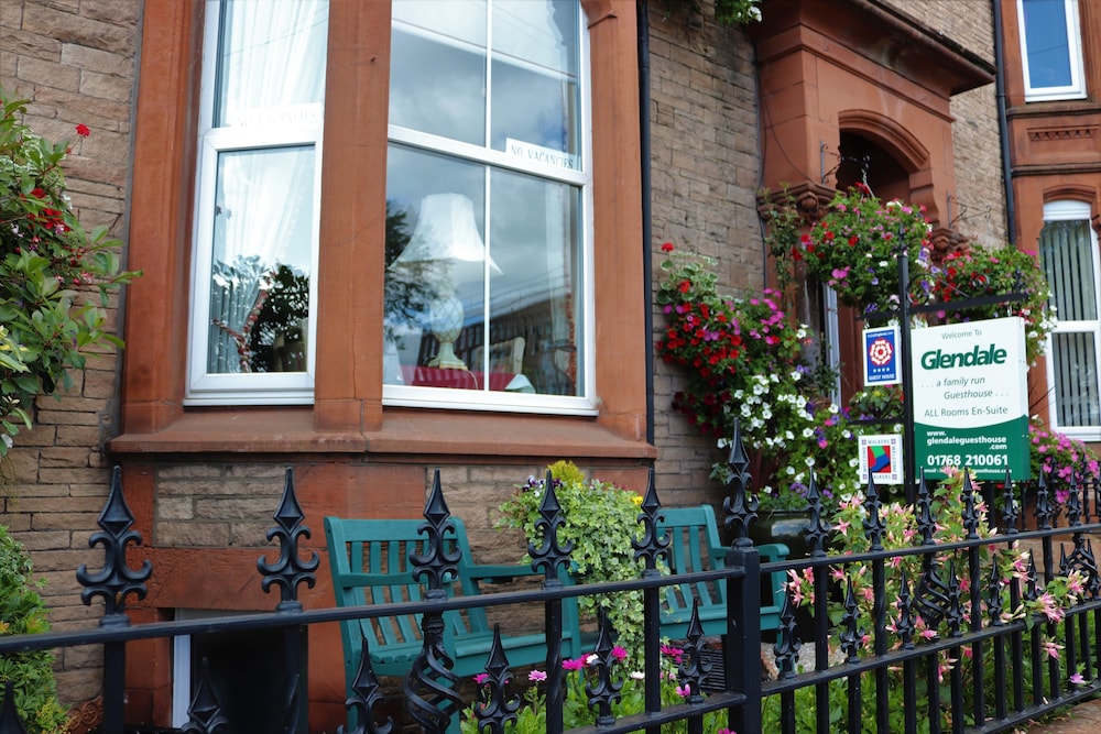 Glendale Guest House Penrith — 4-Star Luxury Hotel in Penrith, United Kingdom