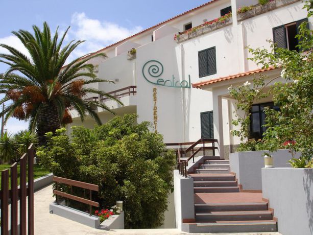 Residencial Central in Vila Baleira, Portugal