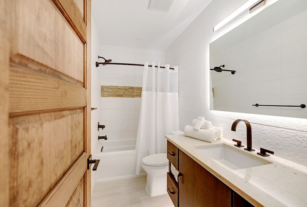 Bali Hai Beachfront Resort and Spa - photo 37