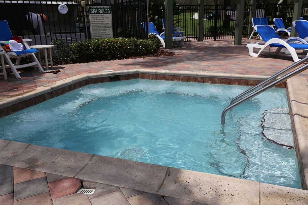 Emerald Island Resort Formosa Gardens - photo 20