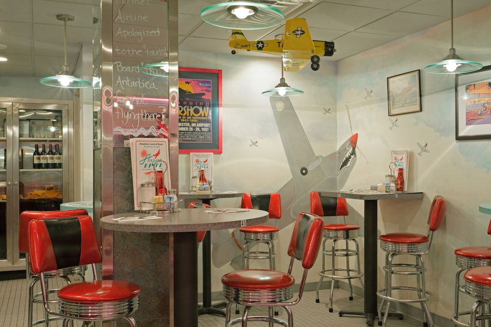 Holiday Inn Manchester Airport by IHG - photo 33