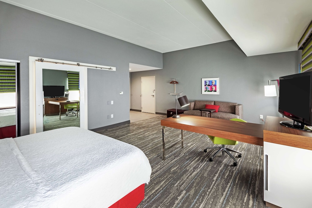 Hampton Inn & Suites Houston Bush Intercontinental Aprt - photo 8