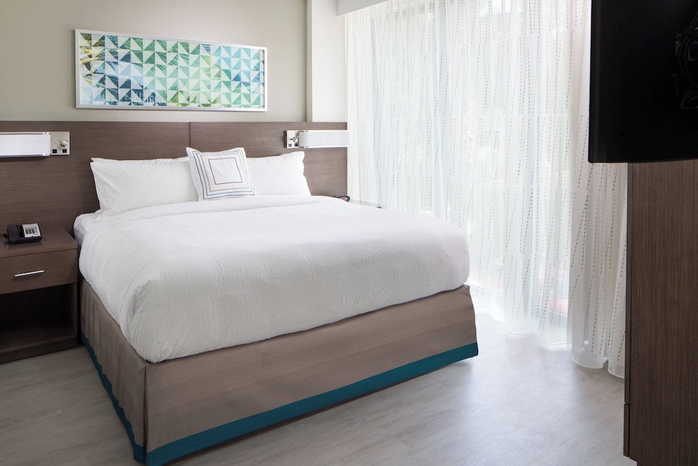 Residence Inn by Marriott Miami Beach South Beach - photo 9