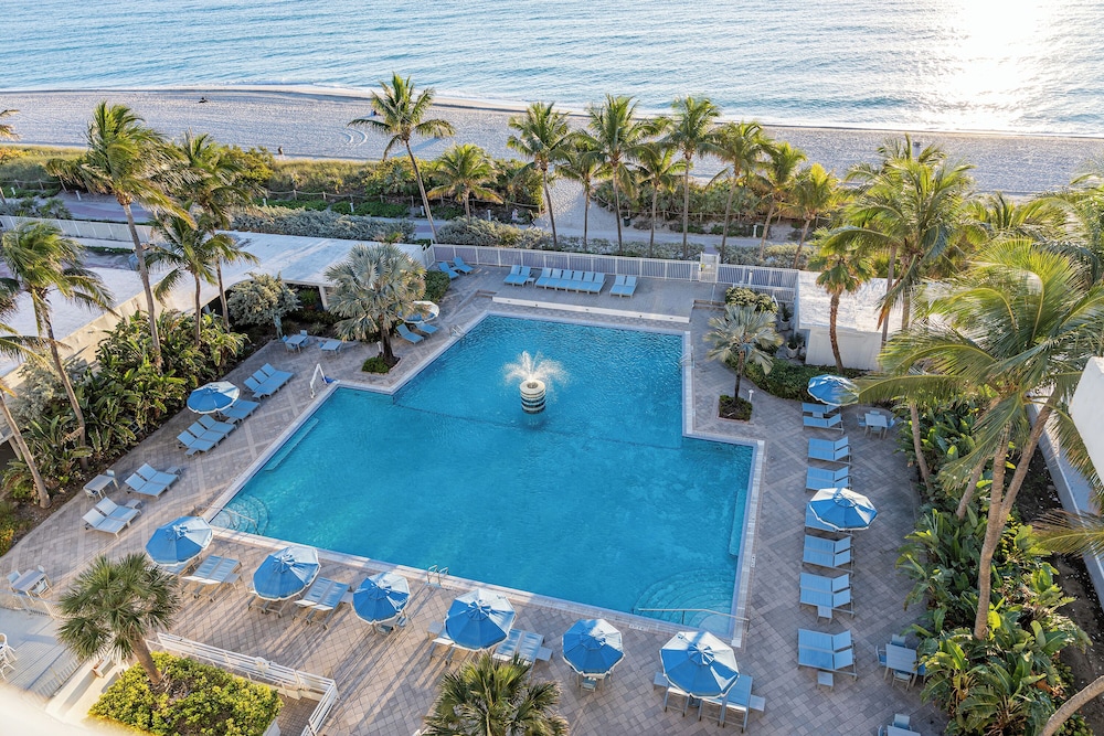 Sherry Frontenac Oceanfront Hotel - photo 87