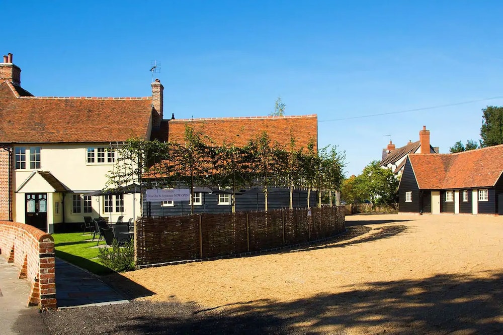 The Harvard Inn - carbon neutral hotel in Ingatestone
