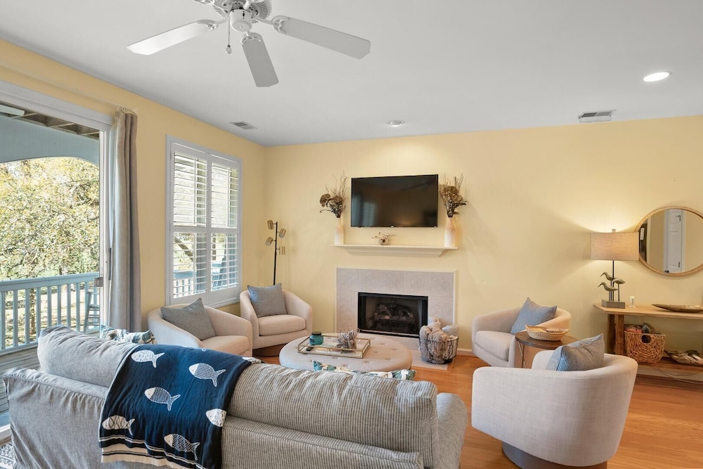 728 Bonito Rd - last minute hotel in Unknown City