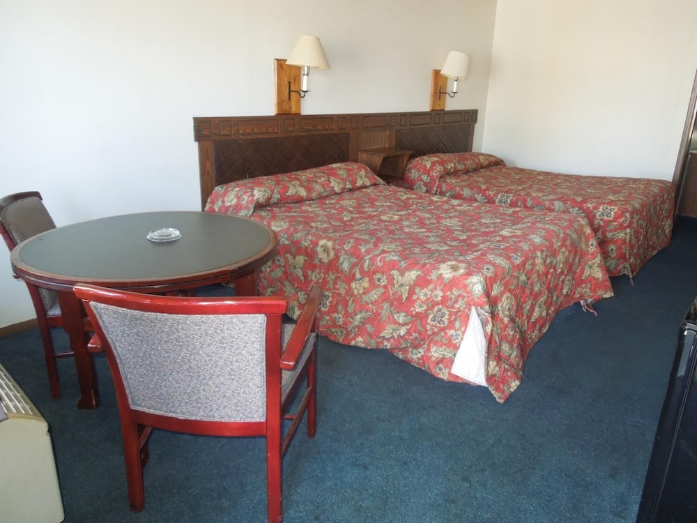 Xenia Country Inn - photo 8