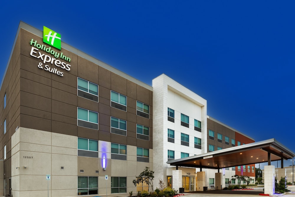 Holiday Inn Express & Suites Stafford NW Sugar Land by IHG - featured photo