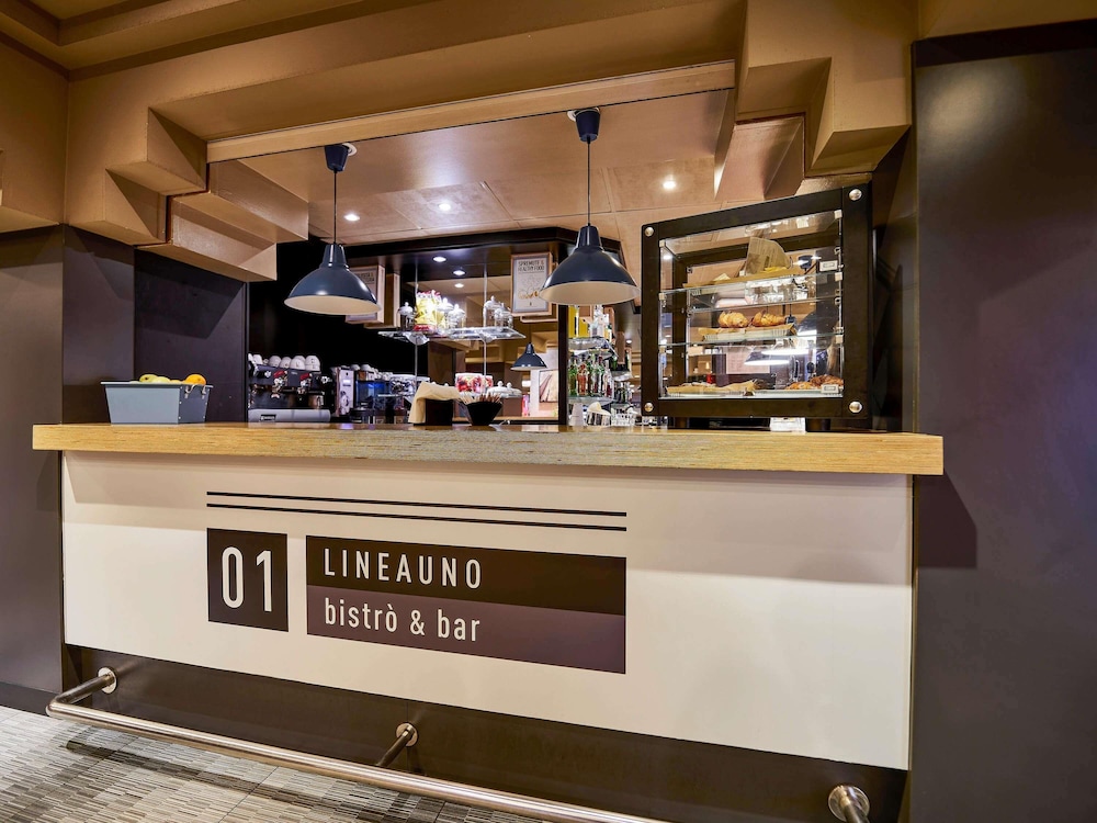 מזון ומשקאות