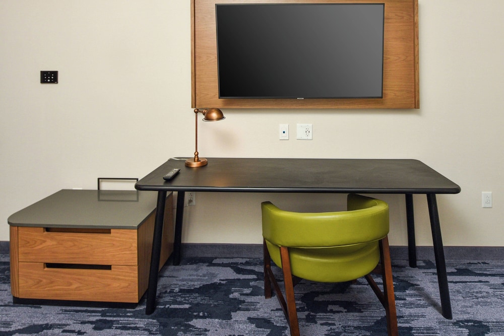 Fairfield Inn & Suites by Marriott Menifee - photo 17