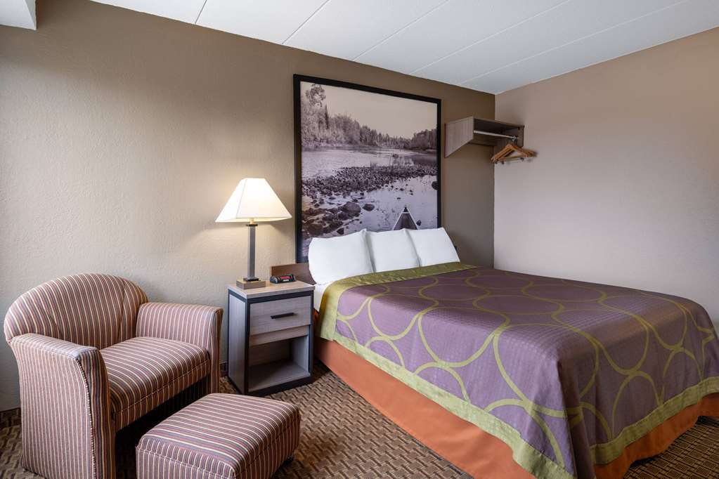Super 8 by Wyndham Owatonna - photo 14