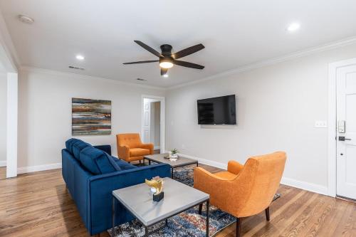 Calmont Urban Farmhouse — 4-Star Luxury Hotel in Fort Worth, United States