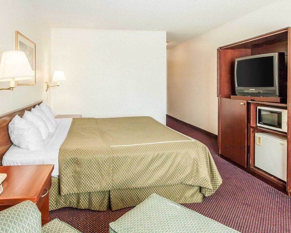 Rodeway Inn & Suites Portland West Beaverton - photo 16