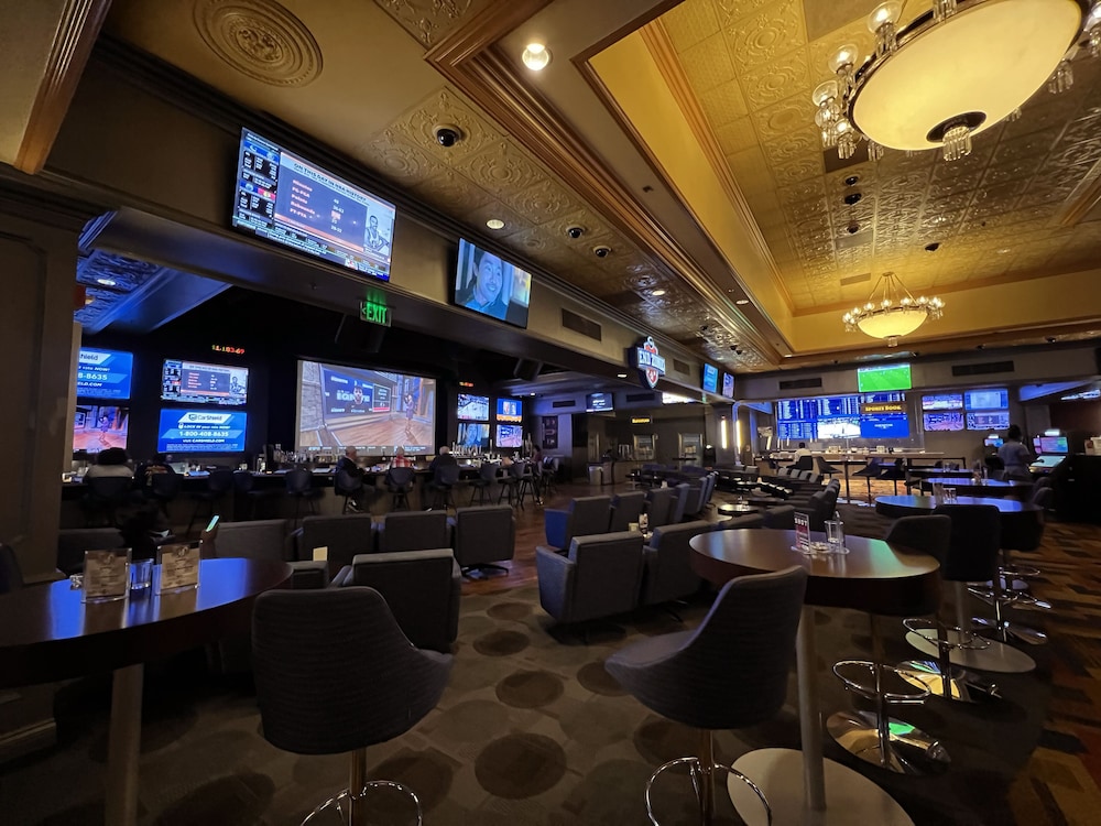 Ameristar Casino Hotel Vicksburg - photo 36