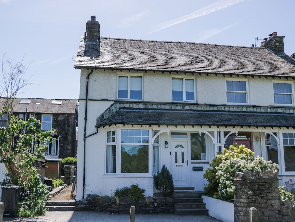 Boundary House — 4-Star Luxury Hotel in Windermere, United Kingdom