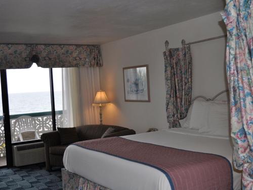 The Diplomat Family Motel - photo 55