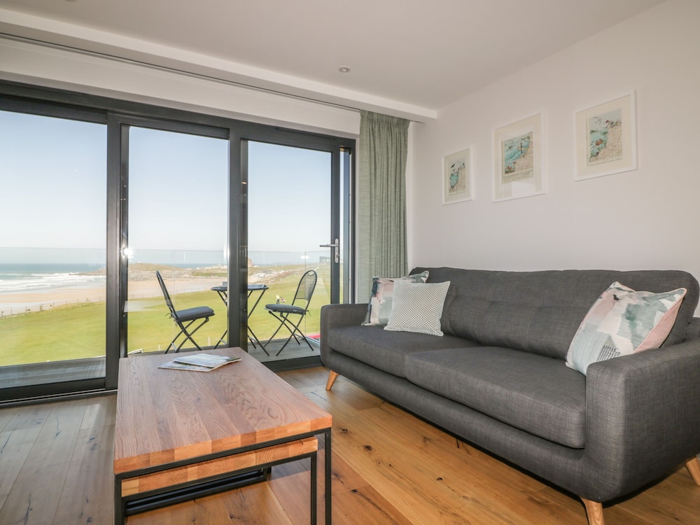 Fistral Watch — 4-Star Luxury Hotel in Newquay, United Kingdom