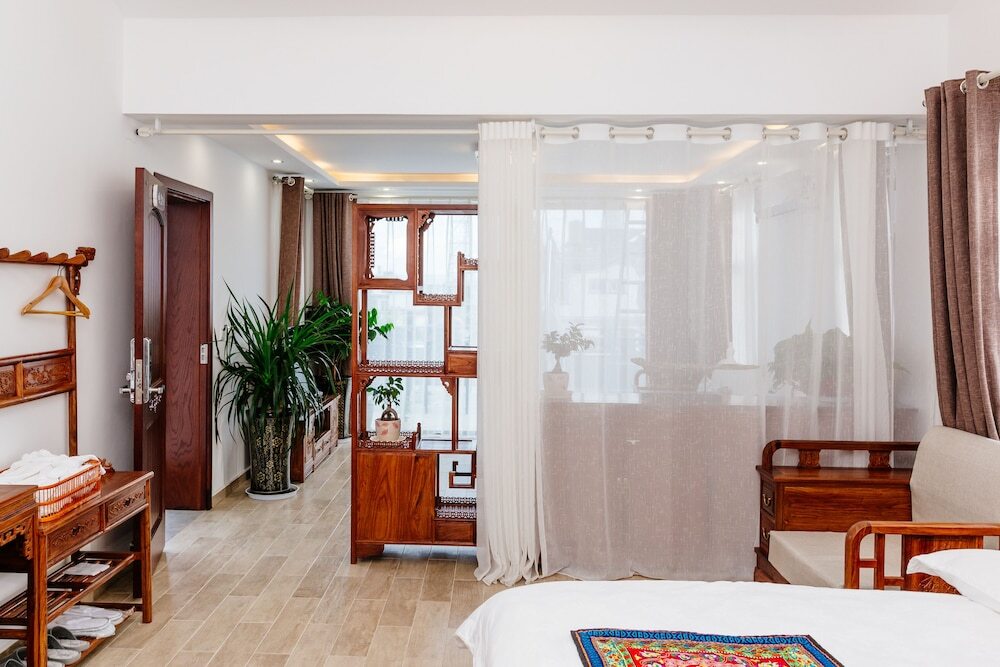 Yuemingtang Like Inn - carbon neutral hotel in Dali