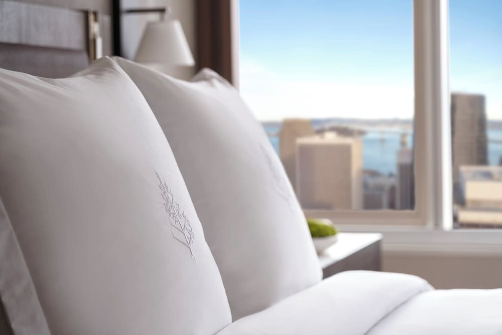 Four Seasons Hotel San Francisco at Embarcadero - photo 6