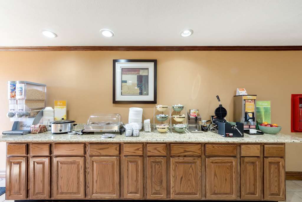 Quality Inn Siloam Springs West - photo 41