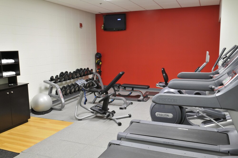 Ramada by Wyndham Southfield - photo 11