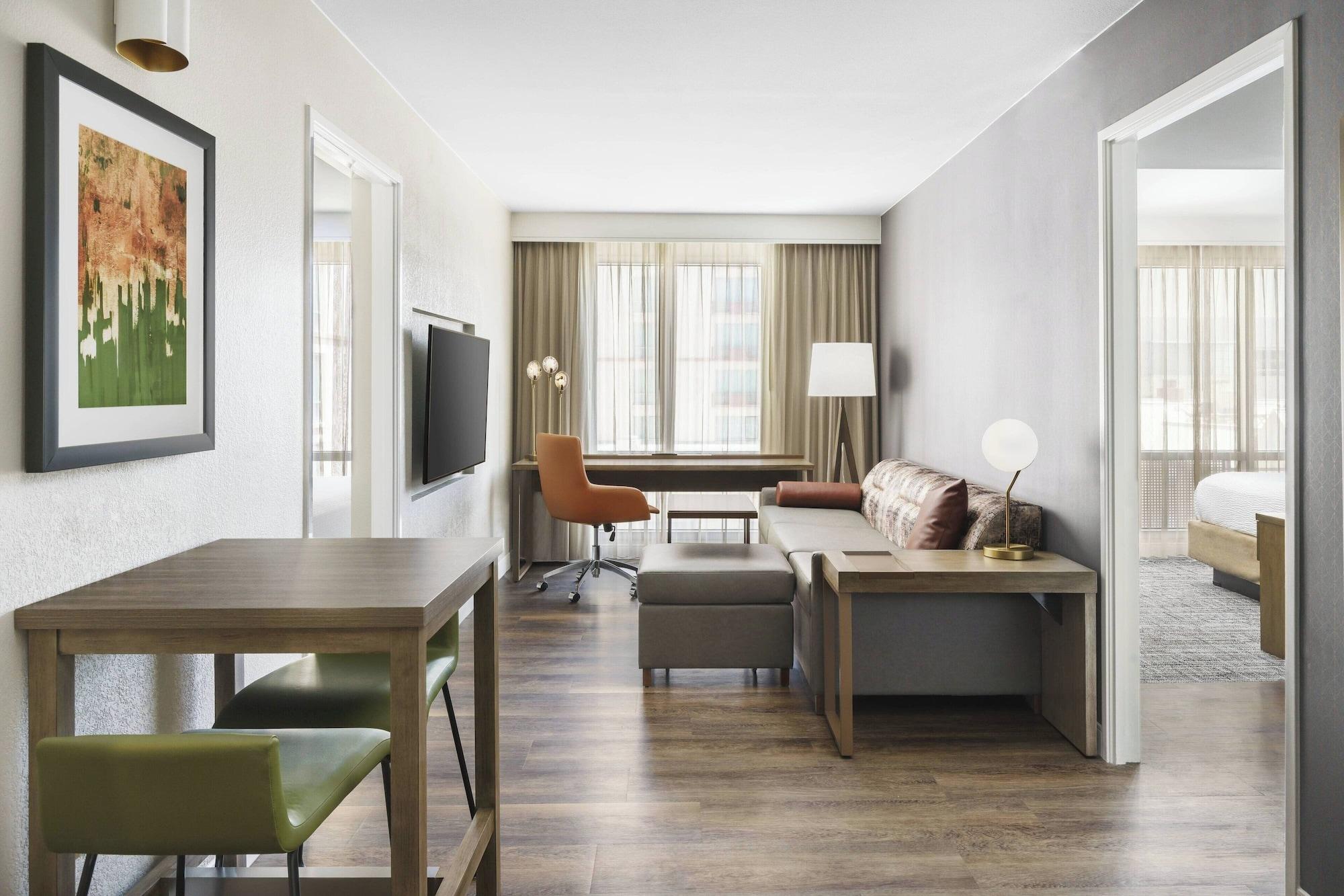 Residence Inn by Marriott Austin Downtown Convention Center - photo 9