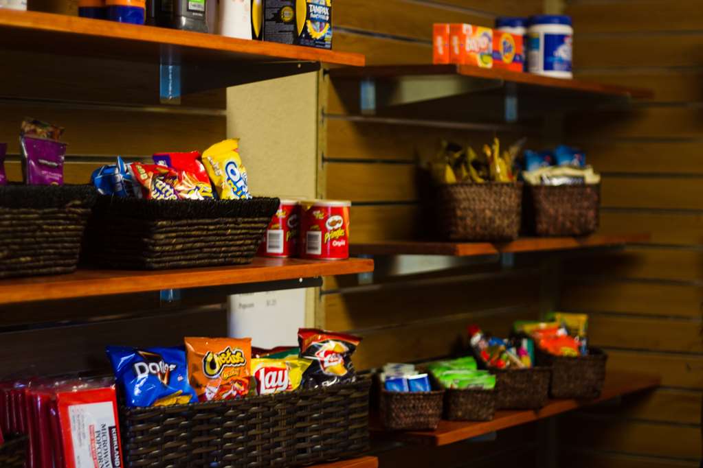 Best Western Plus Menomonie Inn & Suites - photo 35