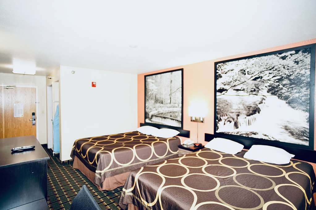 Super 8 by Wyndham Crossville TN - photo 19