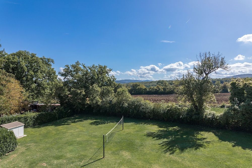 Villa Le Querce San Galgano — 4-Star Luxury Hotel in Chiusdino, Italy