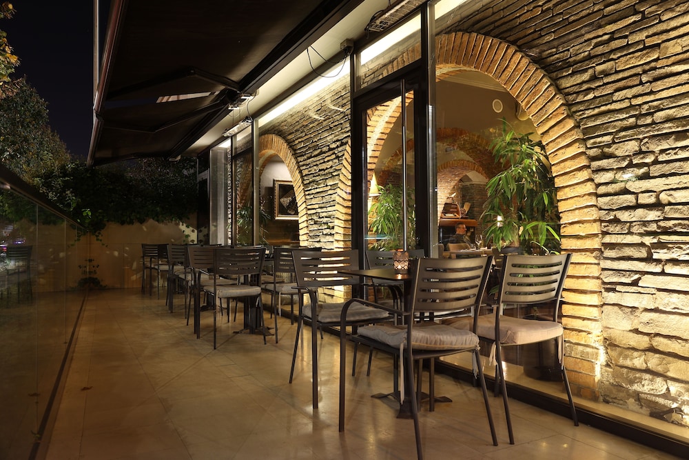 מזון ומשקאות