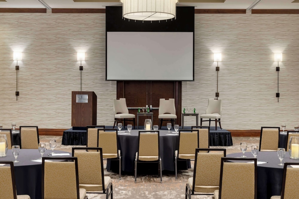 Embassy Suites Chattanooga Hamilton Place - photo 47