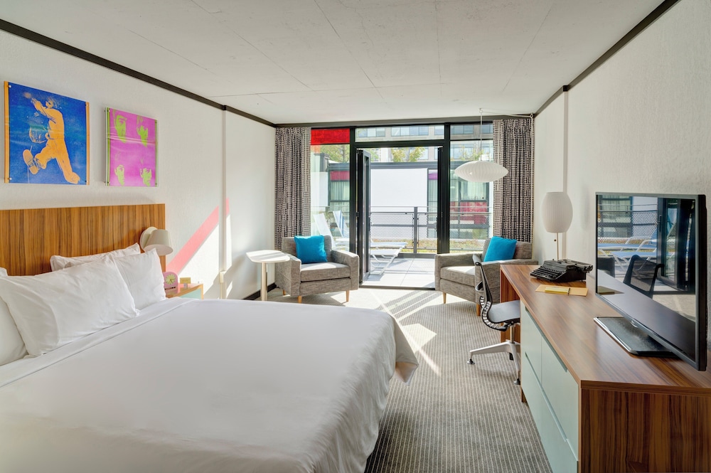 The Verb Hotel - photo 20