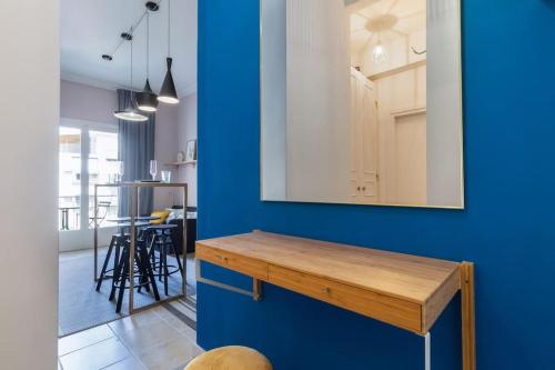 Bright & Gentle Apartment — 4-Star Luxury Hotel in Athens, Greece
