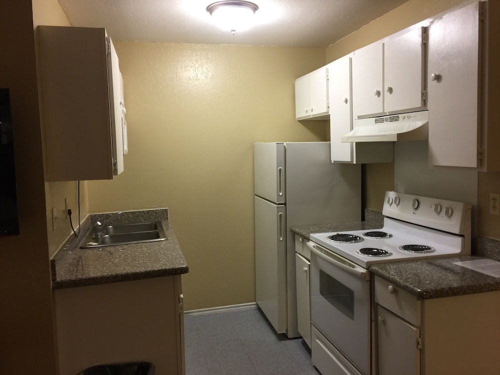 Ranch House Inn and Suites - photo 11