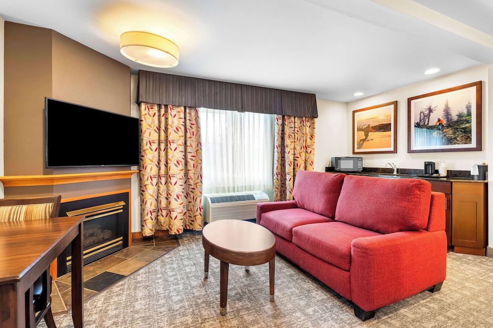 Best Western Rocky Mountain Lodge - photo 13