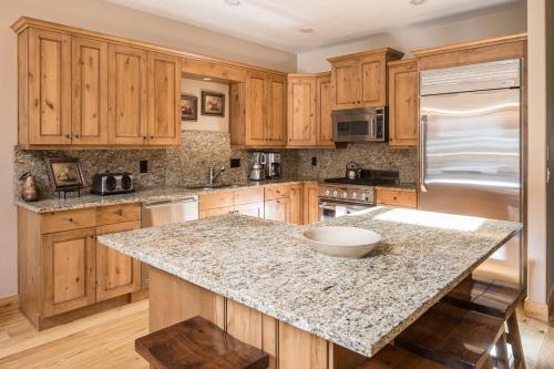 The Lodges at Elkhorn Creek Unit 1302 - photo 7