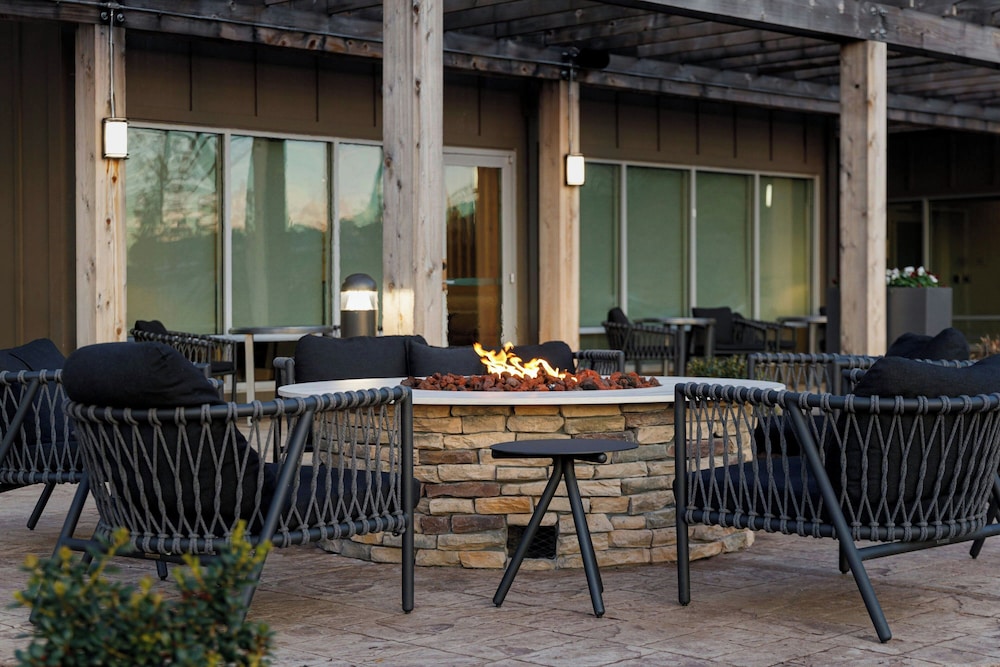 TownePlace Suites by Marriott Chattanooga South East Ridge - photo 60